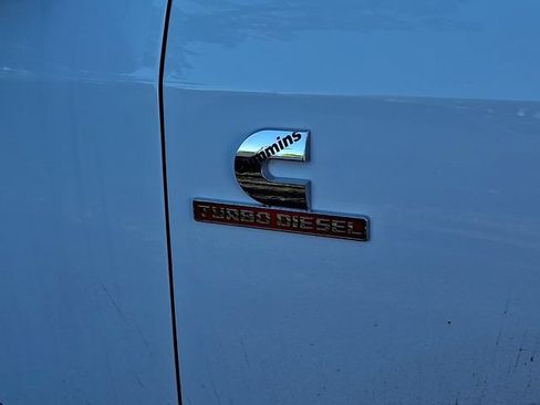 Used 2024 RAM 2500 Big Horn AWD/4WD image 10
