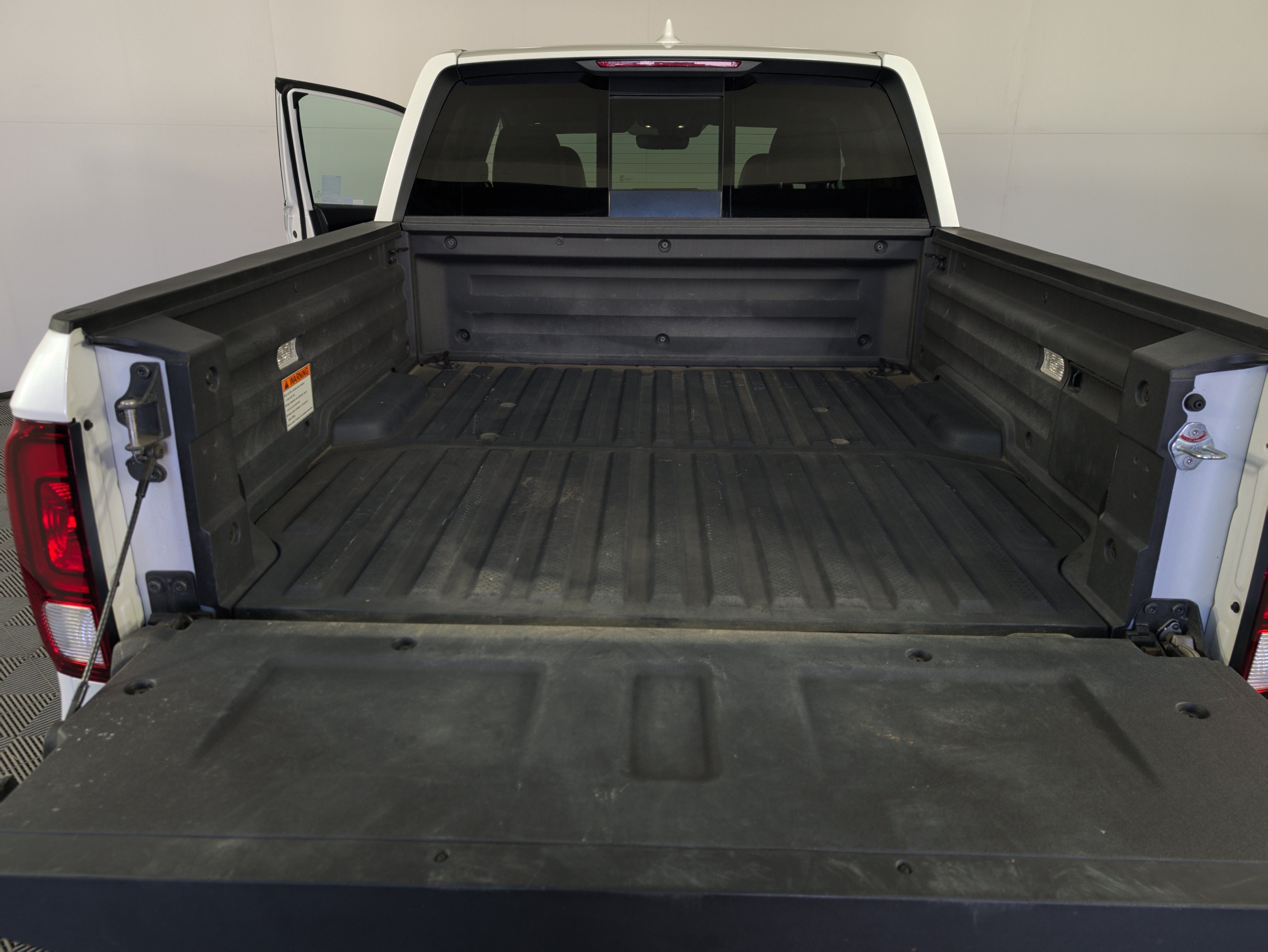 Certified 2023 Honda Ridgeline RTL image 13