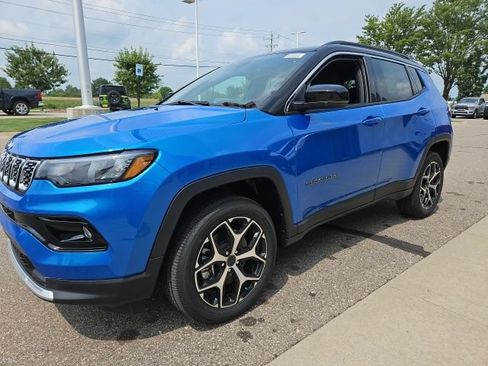 New 2026 Jeep Compass Limited AWD/4WD image 16