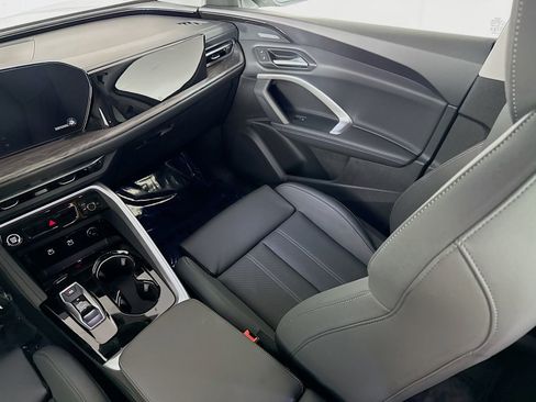 New 2025 Audi Q5 Premium Plus image 24