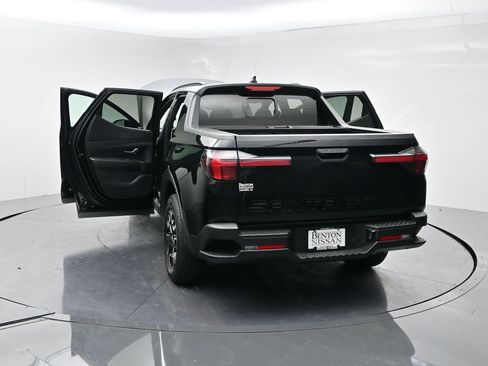 Used 2024 Hyundai Santa Cruz SEL w/ Activity Package image 25