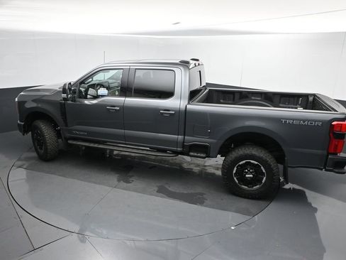 New 2026 Ford F350 Platinum w/ Tremor Off-Road Package image 41
