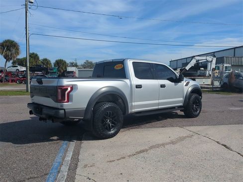 Used 2018 Ford F150 Raptor w/ Exterior Graphics Package image 5
