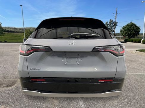 New 2026 Honda HR-V EX-L image 4
