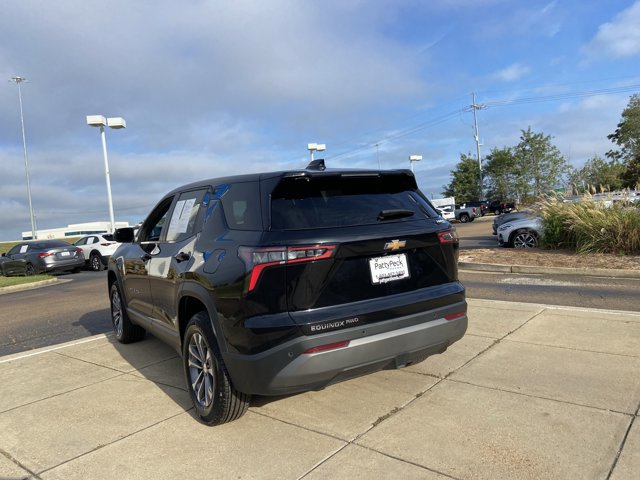 Used 2026 Chevrolet Equinox LT AWD/4WD image 11