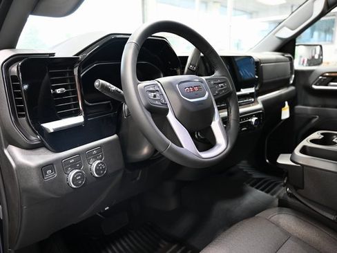 New 2026 GMC Sierra 1500 Elevation image 19