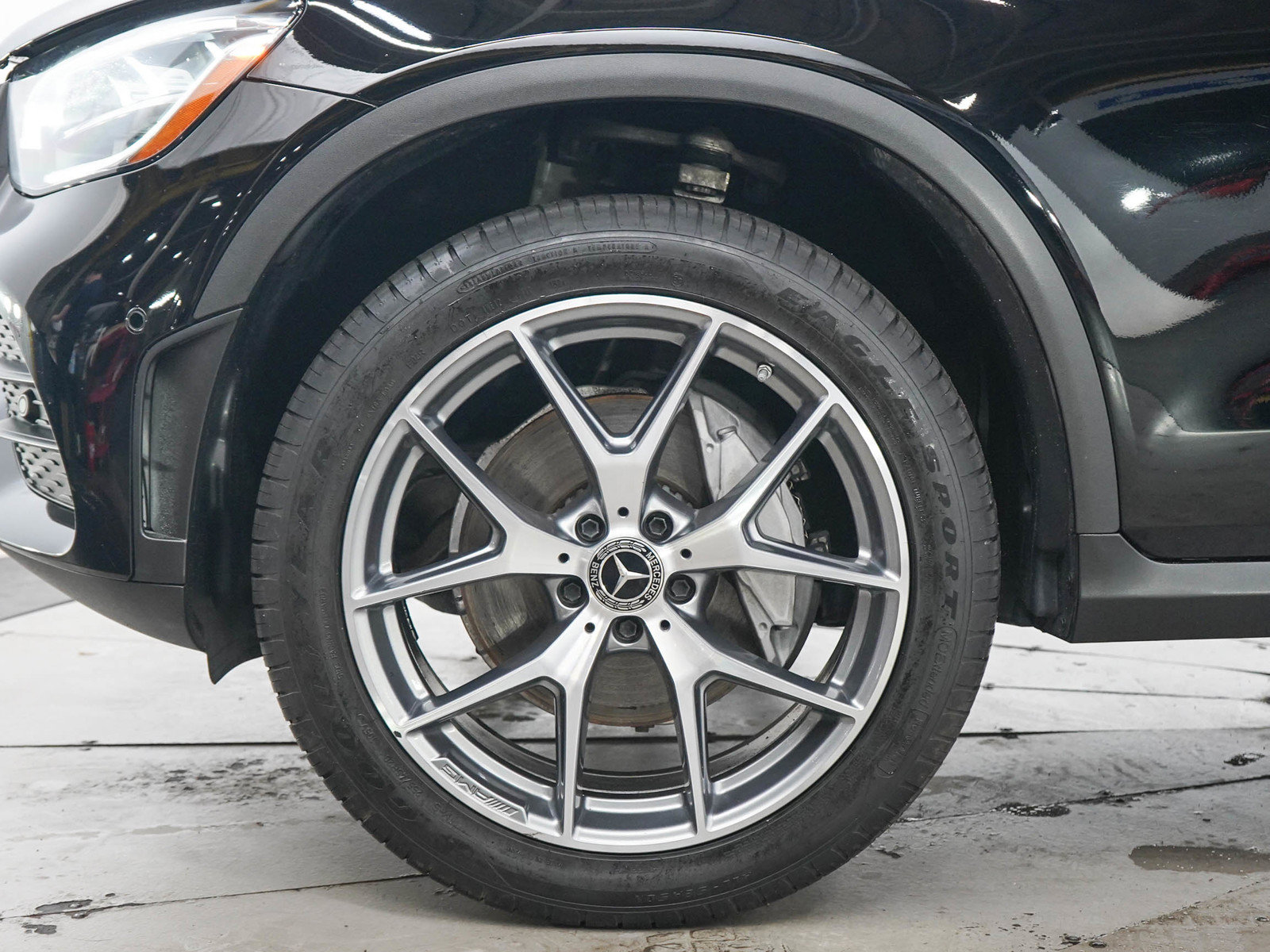 Used 2021 Mercedes-Benz GLC 300 4MATIC image 31