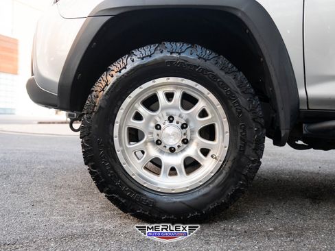 Used 2011 Toyota 4Runner SR5 image 9