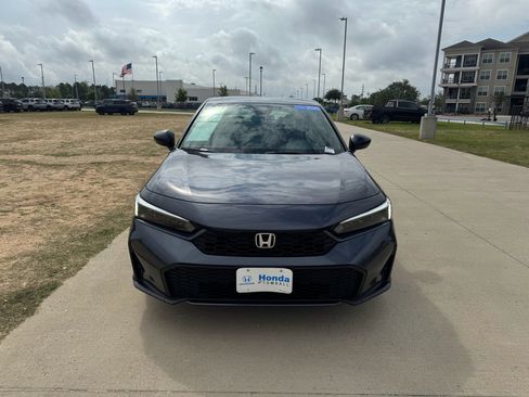 Certified 2025 Honda Civic Sport image 2