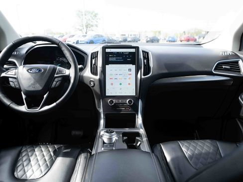 Used 2024 Ford Edge Titanium AWD/4WD image 20