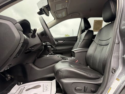 Used 2017 Nissan Rogue SL AWD/4WD image 15