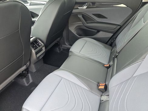 New 2026 Volkswagen Tiguan SE image 20