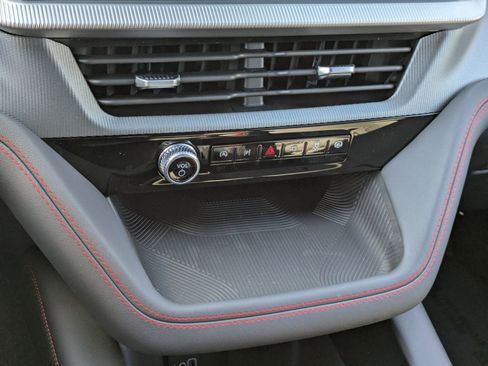 New 2026 Ford Explorer ST-Line w/ ST-Line Street Pack image 21