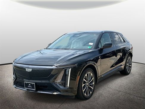New 2025 Cadillac Lyriq Sport image 5