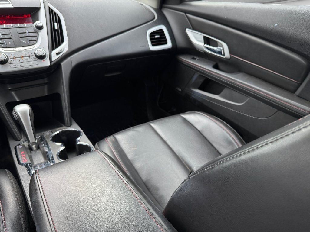 Used 2011 GMC Terrain SLT AWD/4WD image 23