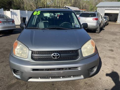 Used 2005 Toyota RAV4 2WD image 4