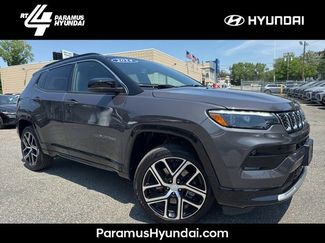 Used 2024 Jeep Compass Limited w/ Elite Group AWD/4WD 360° Tour