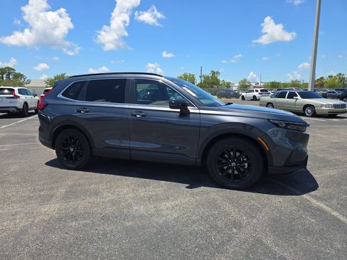 Certified 2025 Honda CR-V Sport image 2