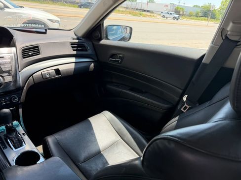Used 2014 Acura ILX FWD image 14