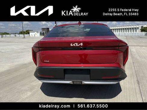 New 2026 Kia K4 FWD image 4