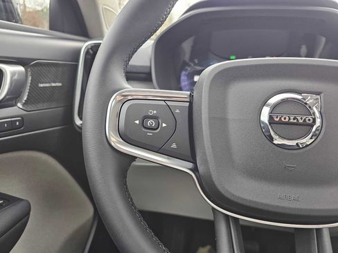 New 2026 Volvo XC40 B5 Ultra w/ Climate Package image 32