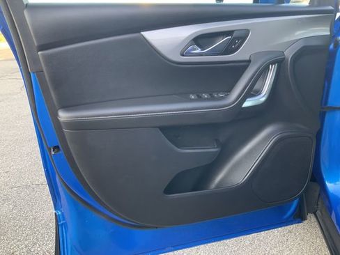 Used 2025 Chevrolet Blazer LT image 14