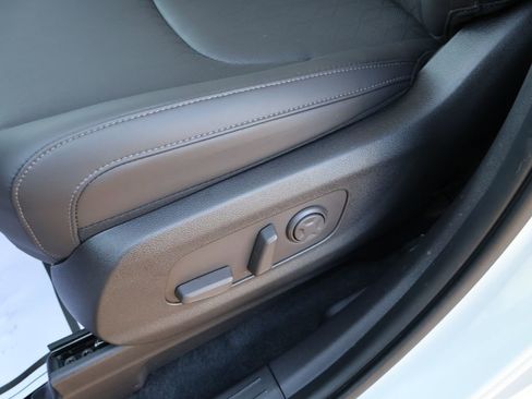 New 2026 Kia Carnival EX image 21