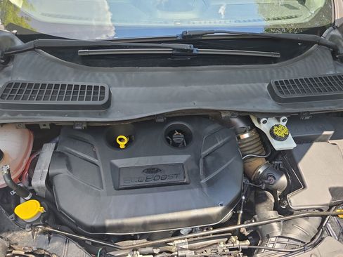 Used 2017 Ford Escape Titanium FWD image 30