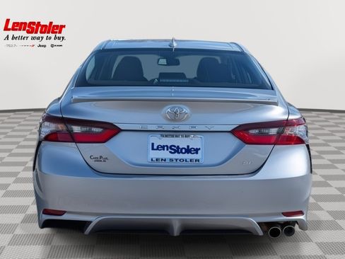 Used 2023 Toyota Camry SE w/ Convenience Package image 4