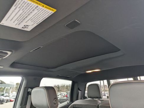 Used 2023 GMC Canyon Denali image 27