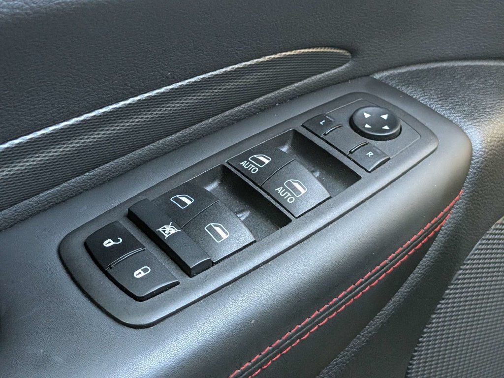 Used 2024 Dodge Durango R/T RWD image 30