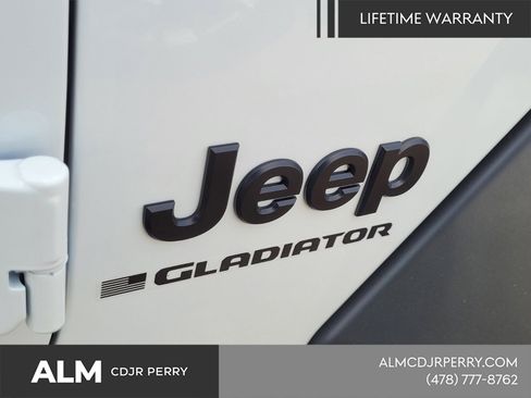 New 2026 Jeep Gladiator Sport image 12