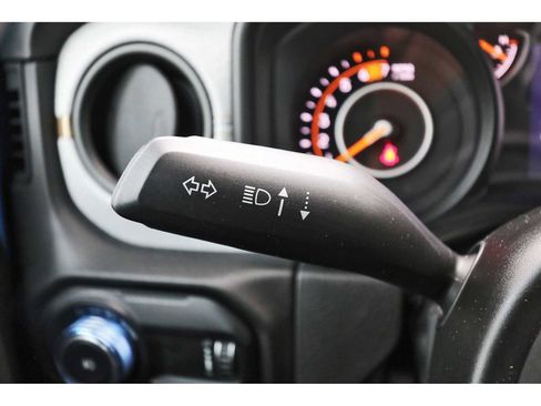 Used 2025 Jeep Wrangler Unlimited Sport AWD/4WD image 17