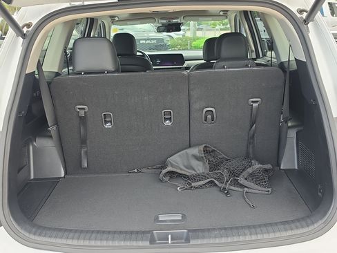 Certified 2023 Kia Telluride EX w/ EX Captain's Chair Package FWD image 10