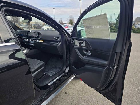 New 2025 Mercedes-Benz GLE 63 AMG S image 12