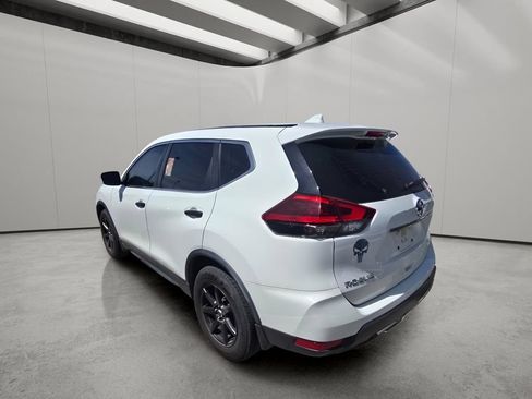 Used 2020 Nissan Rogue S FWD image 4