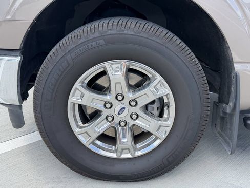 Used 2021 Ford F150 4x4 SuperCrew image 4