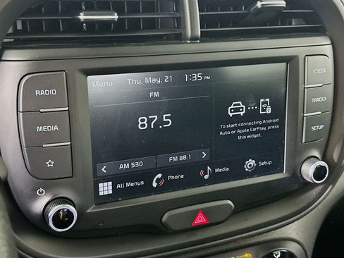 Used 2025 Kia Soul LX w/ LX Technology Package FWD image 21