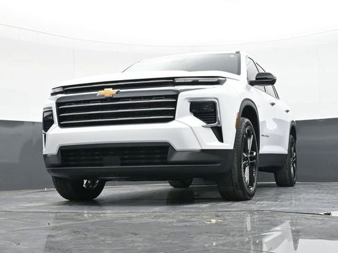 New 2026 Chevrolet Traverse LT w/ LPO, Floor Liner Package image 53