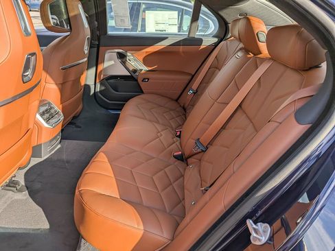 New 2026 BMW 740i xDrive AWD/4WD image 37