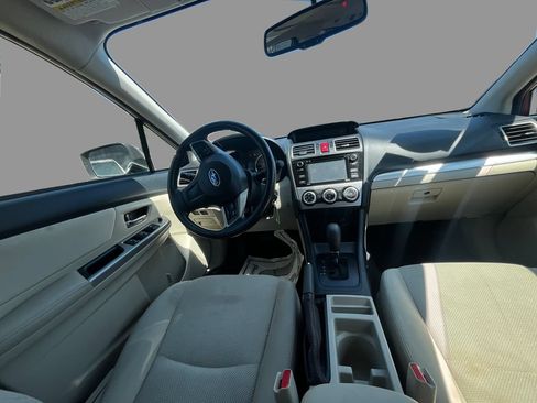 Used 2015 Subaru Crosstrek 2.0i Premium w/ Moonroof Package AWD/4WD image 9