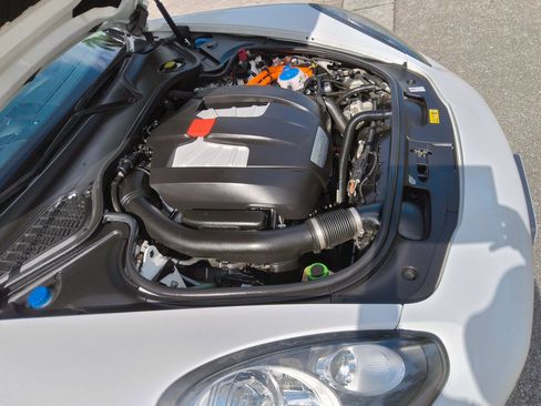 Used 2016 Porsche Panamera S RWD image 47