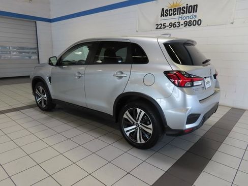 Used 2025 Mitsubishi Outlander Sport SE AWD/4WD image 10