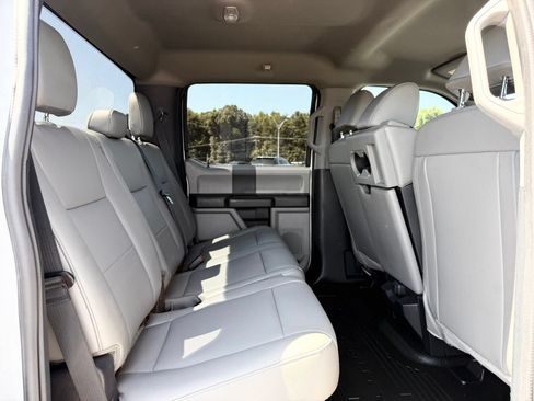 Used 2022 Ford F250 XL w/ Power Equipment Group AWD/4WD image 19