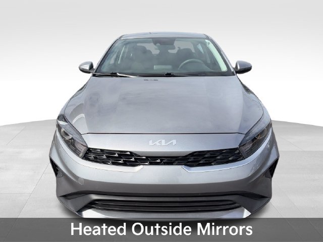 Used 2024 Kia Forte LXS w/ LXS Technology Package FWD image 11
