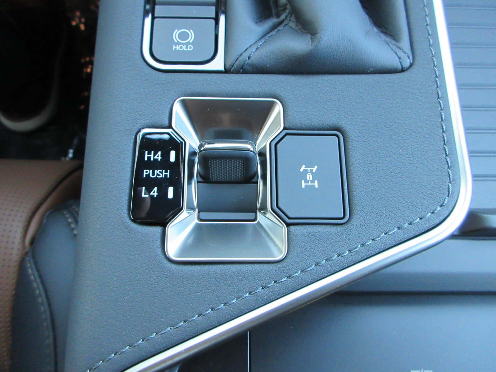 Used 2026 Lexus GX 550 w/ Accessory Package (2T) AWD/4WD image 54