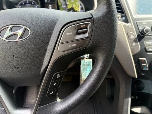 Used 2017 Hyundai Santa Fe Sport AWD/4WD image 18