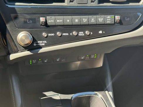 Used 2023 Lexus ES 350 w/ Premium Package FWD image 36