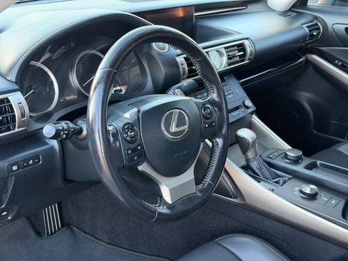 Used 2016 Lexus IS 200t RWD image 10
