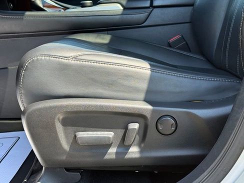 Used 2018 Lexus RX 350 AWD w/ Premium Package image 14